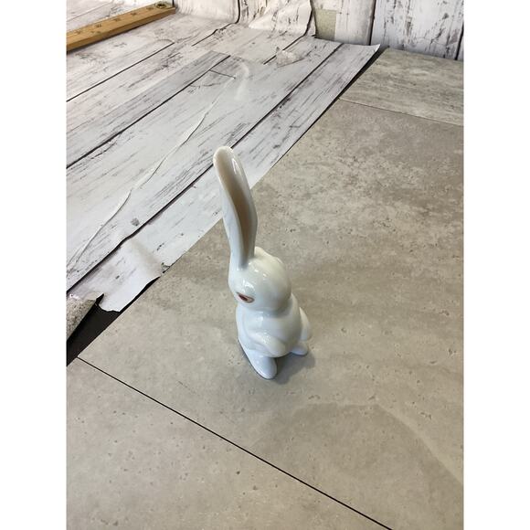 Lladro Bunny Herend Porcelain White Figurines